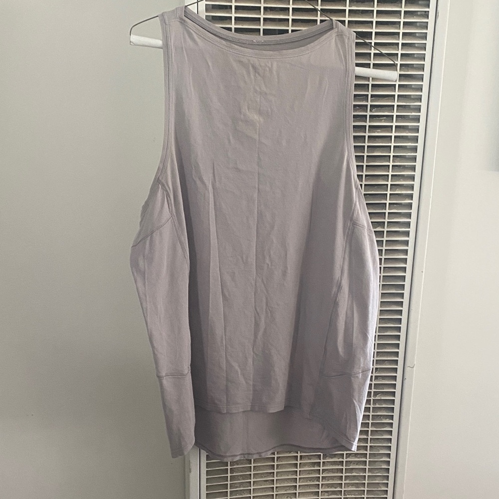 lululemon athletica Women's Muscle Tee in Light Gray